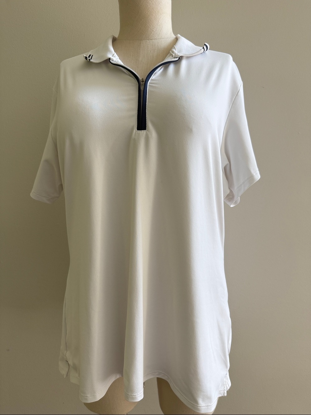 Peter Millar white Navy Polo Golf Performance Shirt Large Worn Once Zip Up